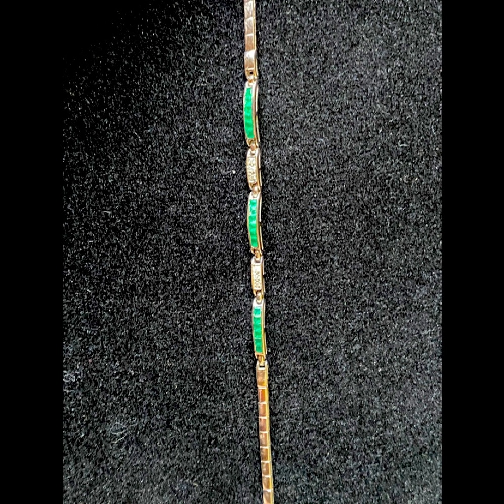 14K Pure White Gold Emeralds Diamonds Bracelet